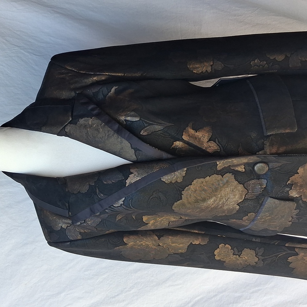 Bagatelle Black and Gold Floral Blazer Size S